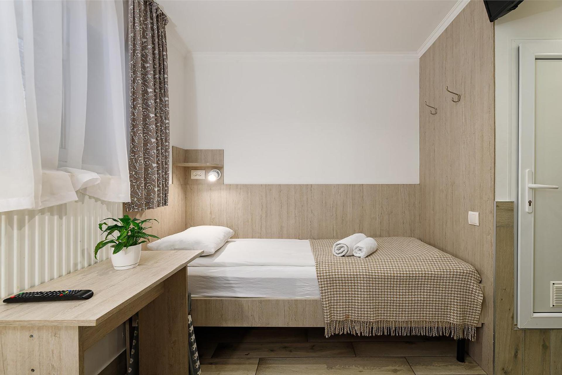 Hotel Kayser Lemberg Zimmer foto